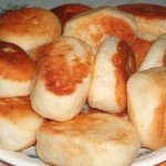 Быстрое дрожжевое тесто для жареных пирожков.