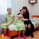 Работа с людьми в учреждениях для пожилых: психологический фактор